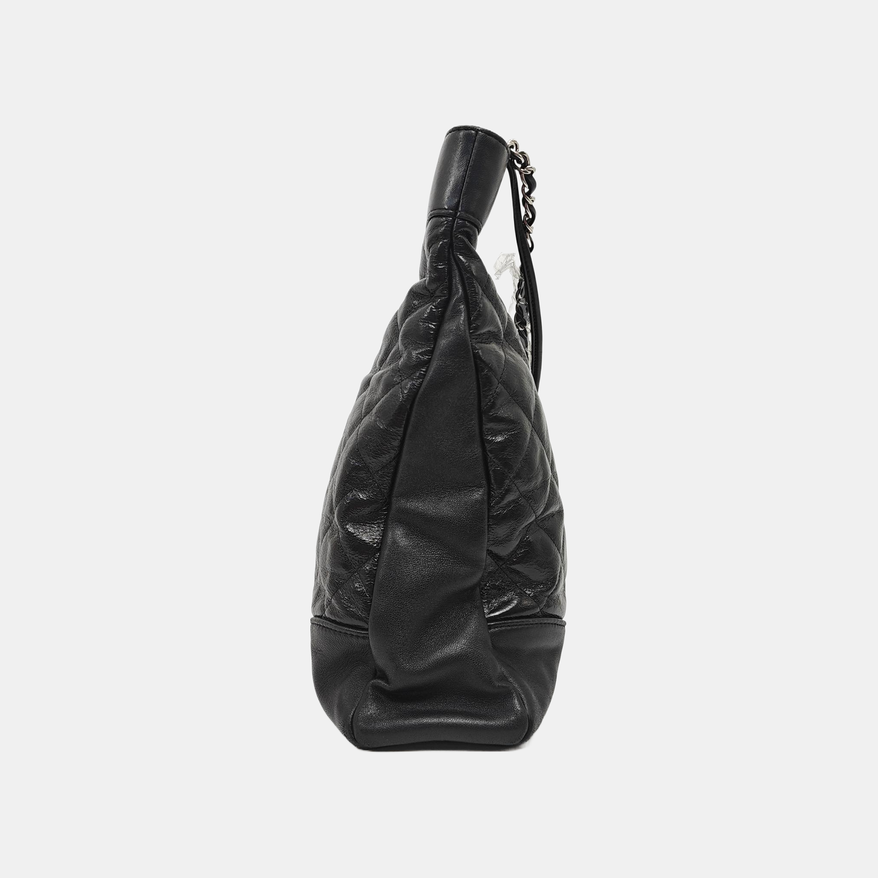 CHANEL 31 Large Quilted Calfskin Black
