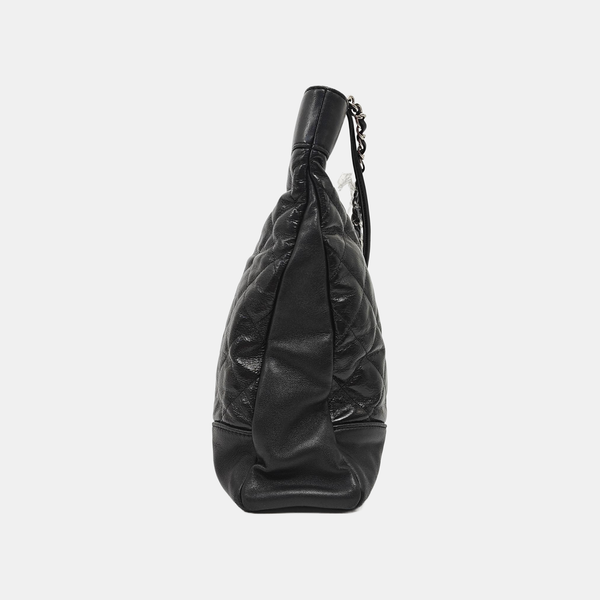 CHANEL 31 Large Quilted Calfskin Black