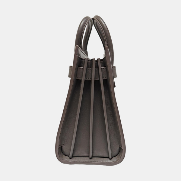 SAC DE JOUR Nano Calfskin Gray