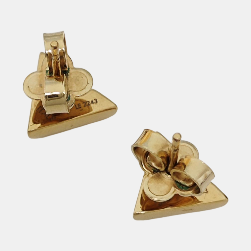 ESSENTIAL V Brass Gold Stud Earrings