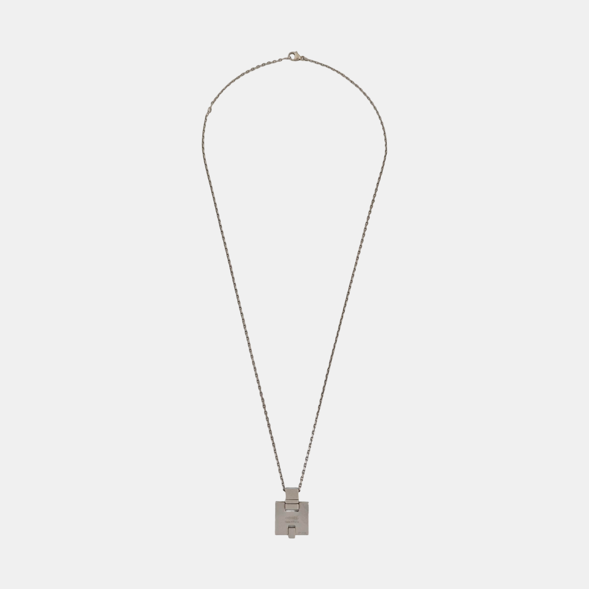 Eileen Metal Silver Necklace