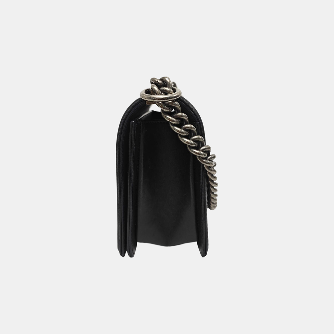 BOY CHANEL Medium Quilted Calfskin Black
