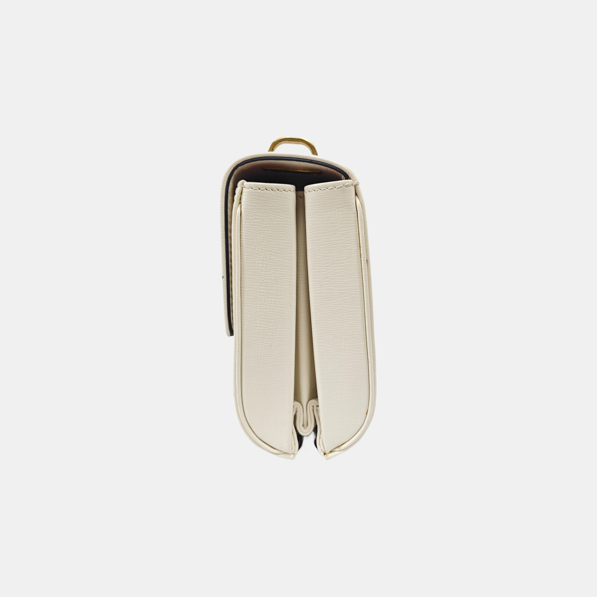 Stud Sign Calfskin White
