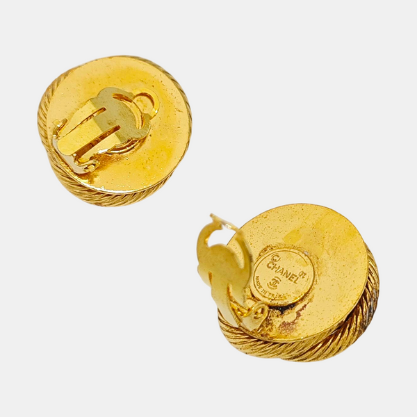 Vintage Metal Gold Clip On Earrings