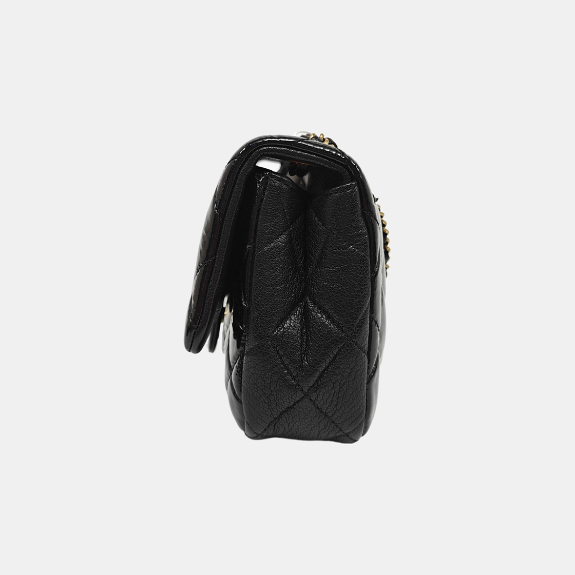 CLASSIC FLAP Quilted Patent Leather Black