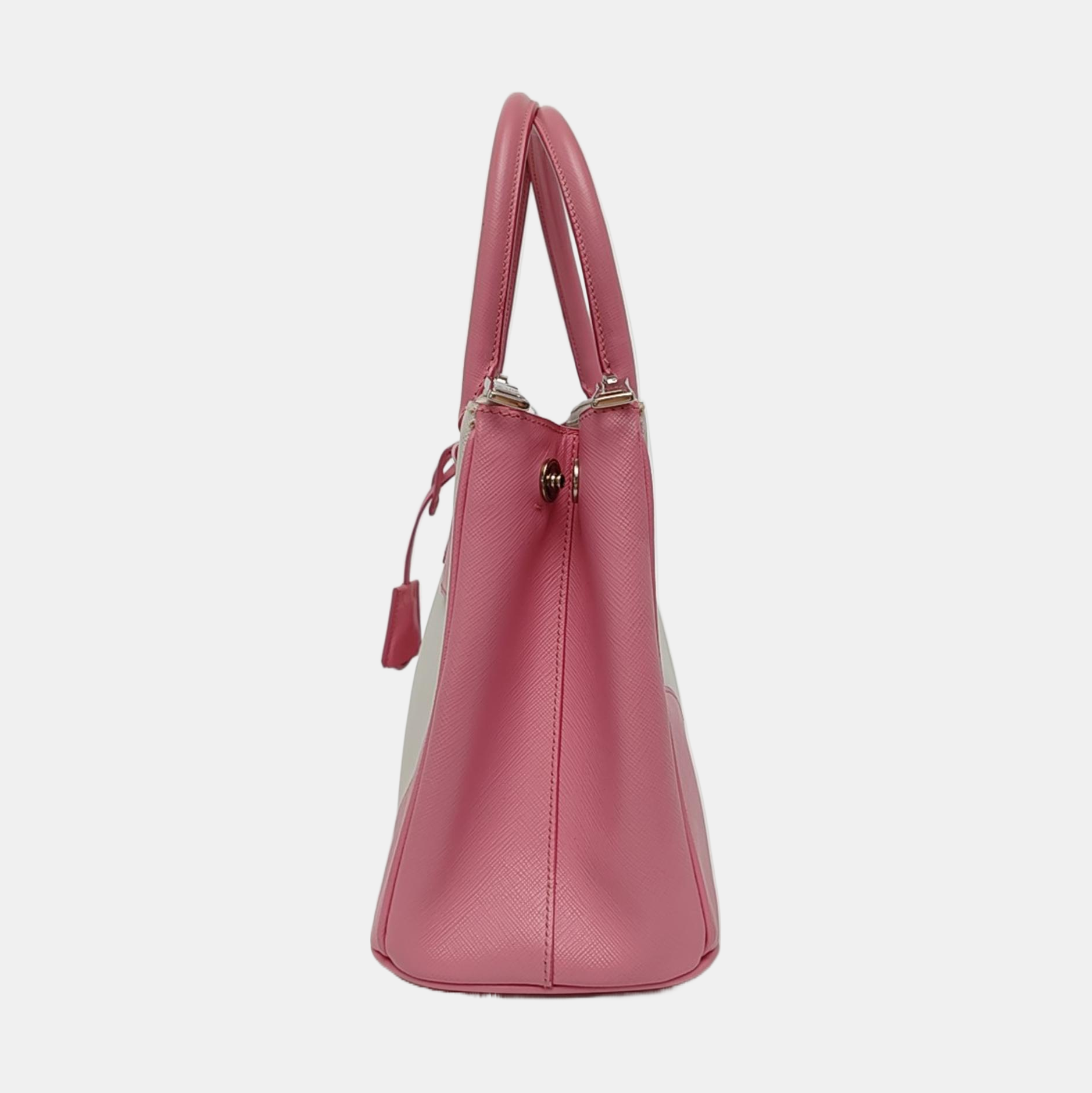 Authenticated pre-owned  Galleria Medium Saffiano Calfskin White - Tote Bag at Looply