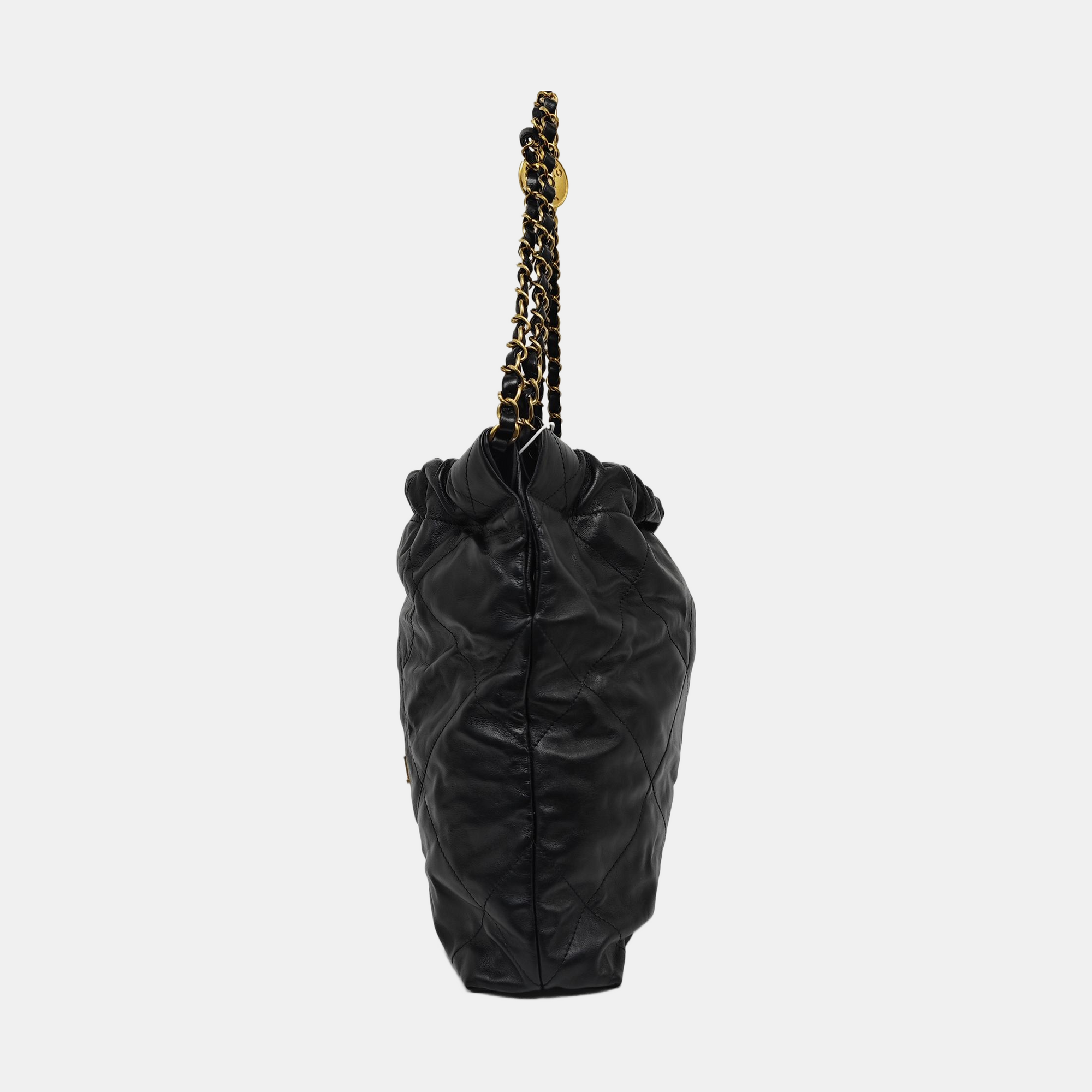 CHANEL 22 Small Quilted Calfskin Black