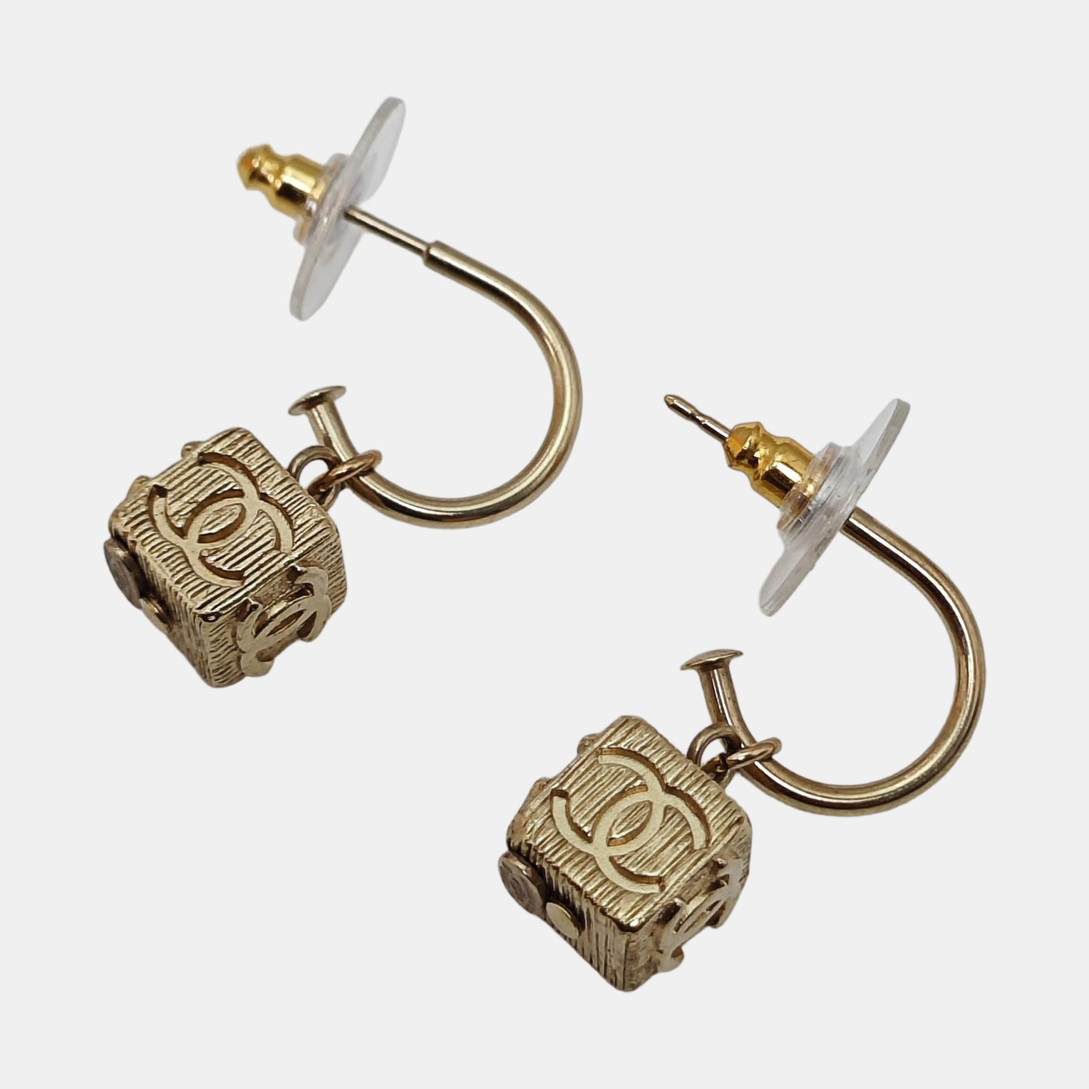 Metal Gold Stud Earrings