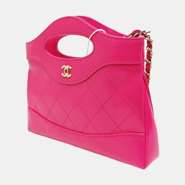 CHANEL 31 Quilted Calfskin Red