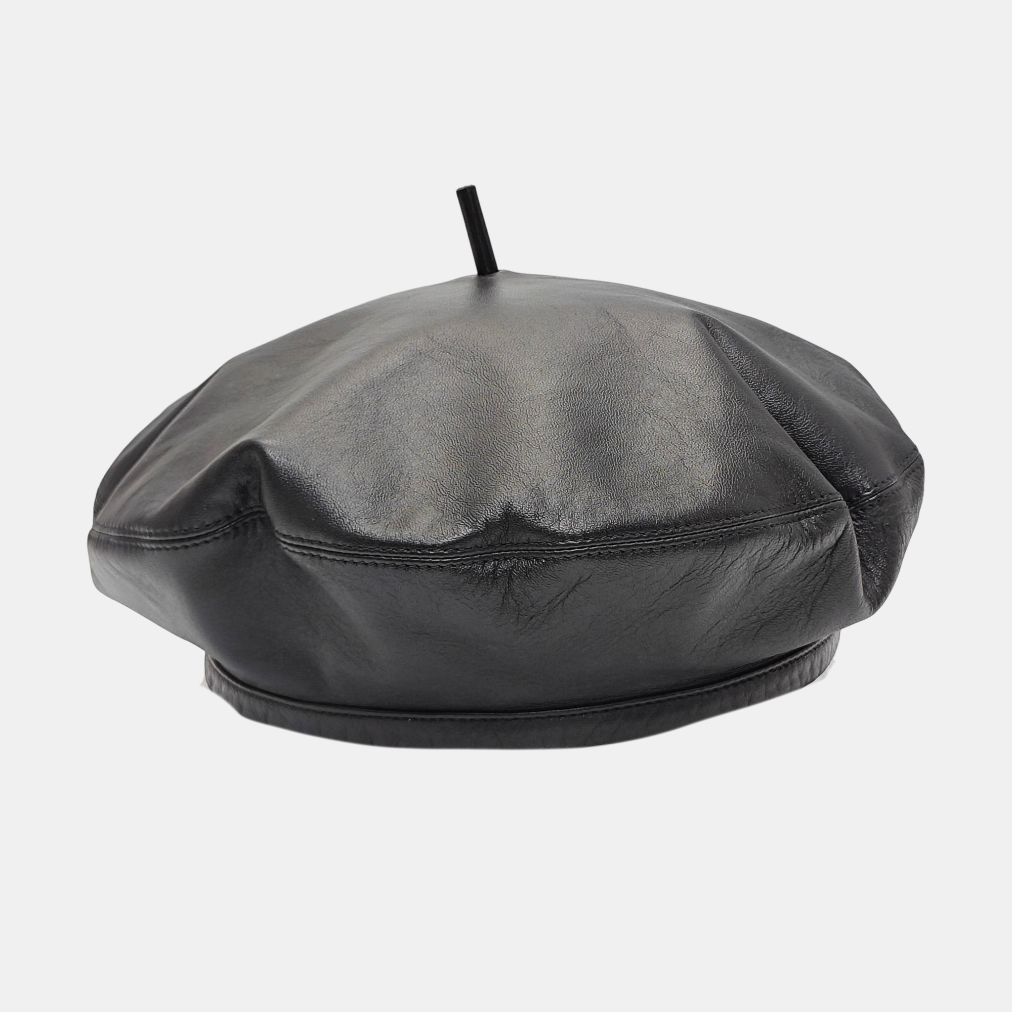 Lambskin Hat Black
