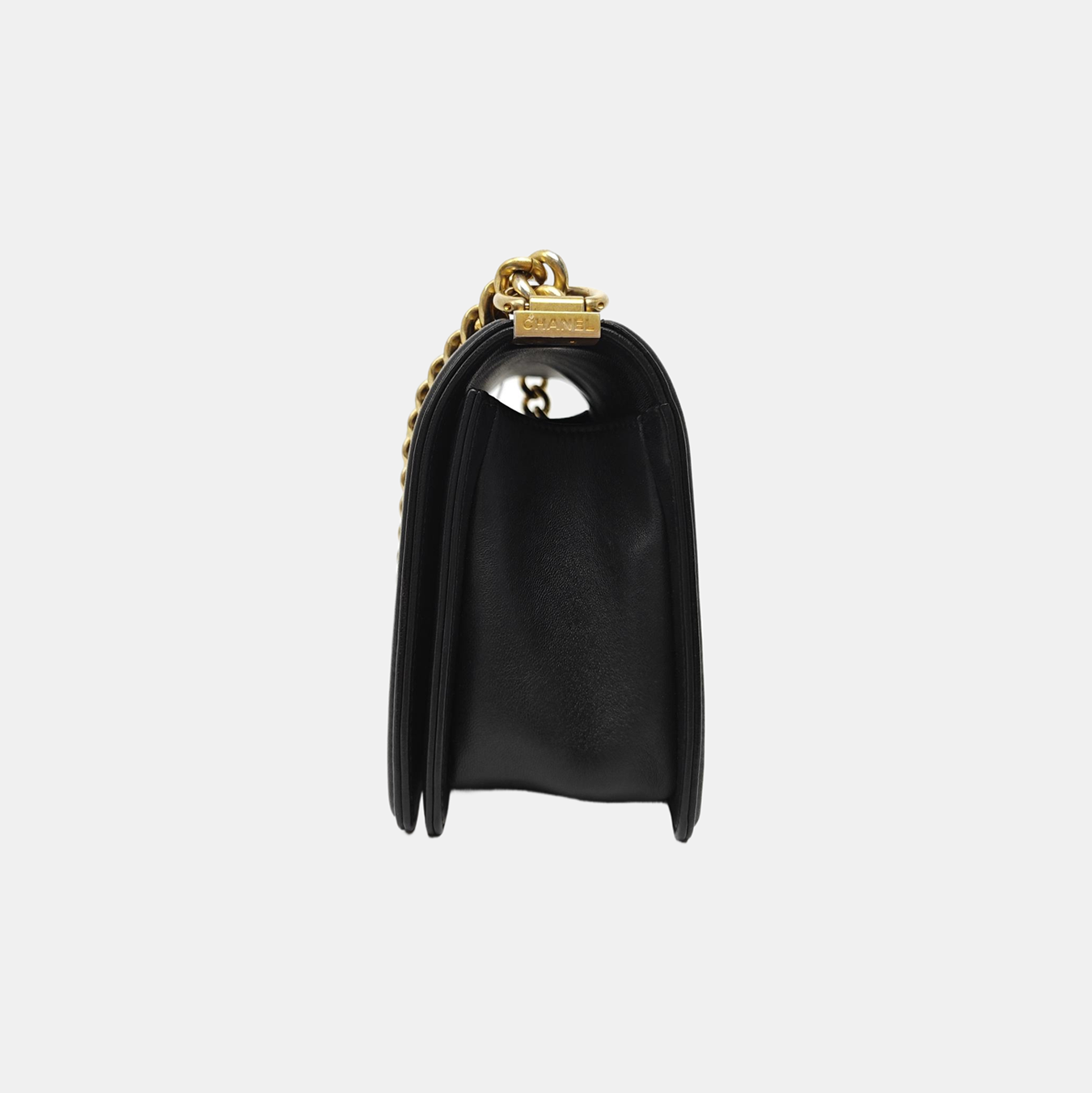 BOY CHANEL Medium Quilted Lambskin Black