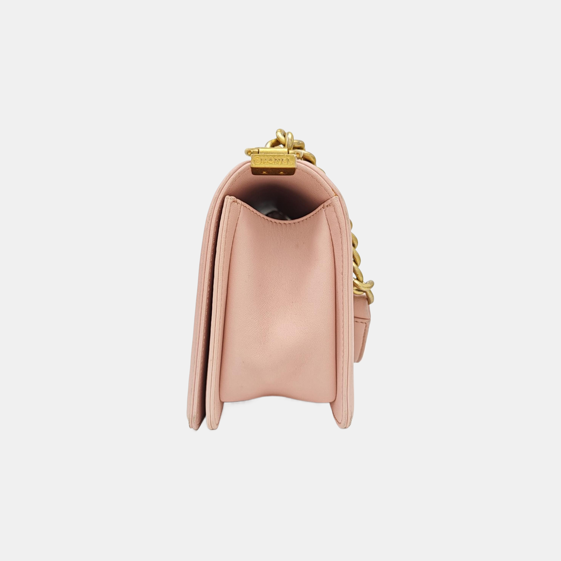 BOY CHANEL Medium Quilted Lambskin Pink