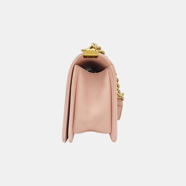 BOY CHANEL Medium Quilted Lambskin Pink