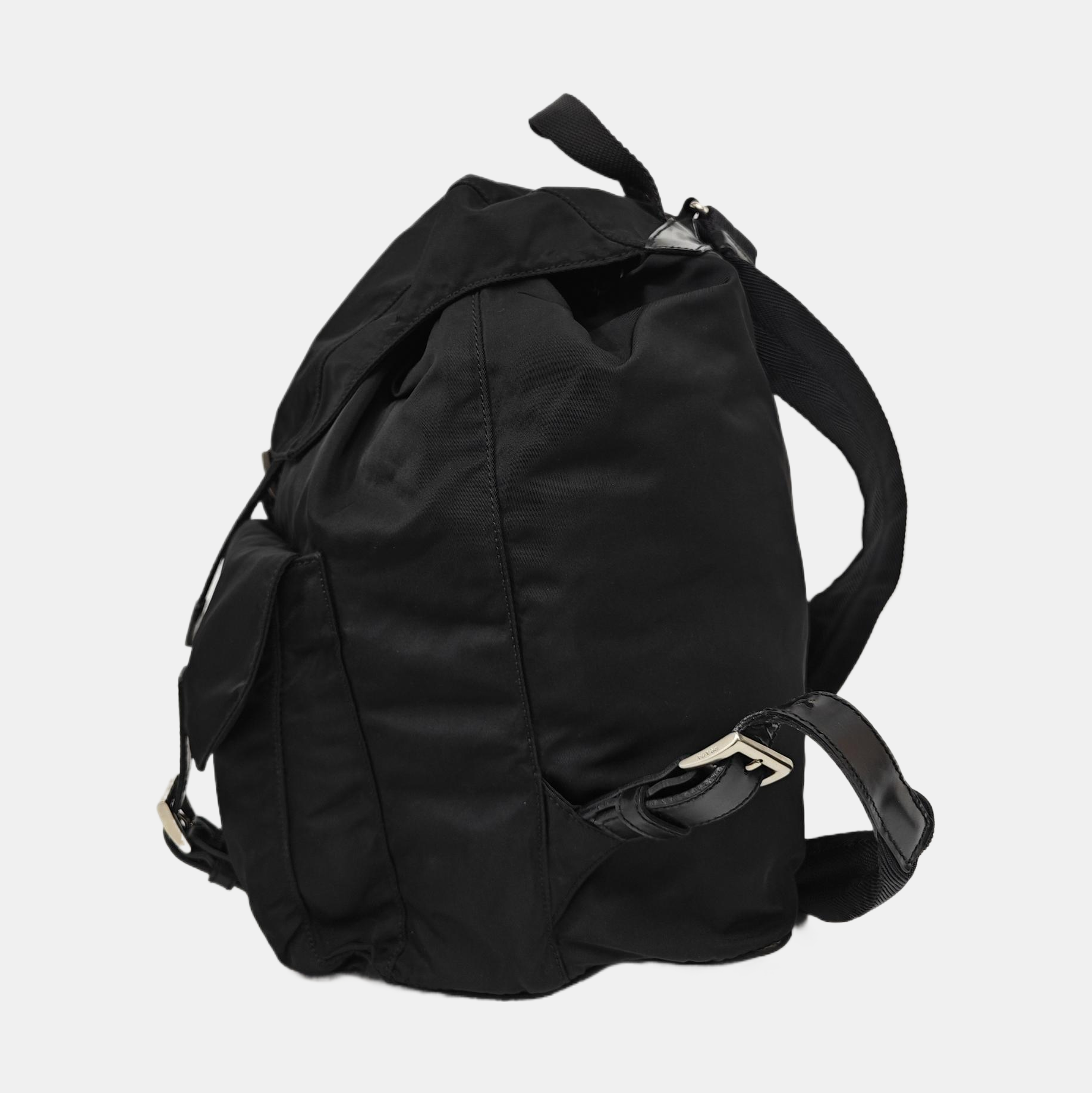 Re-Nylon Medium Nylon Black