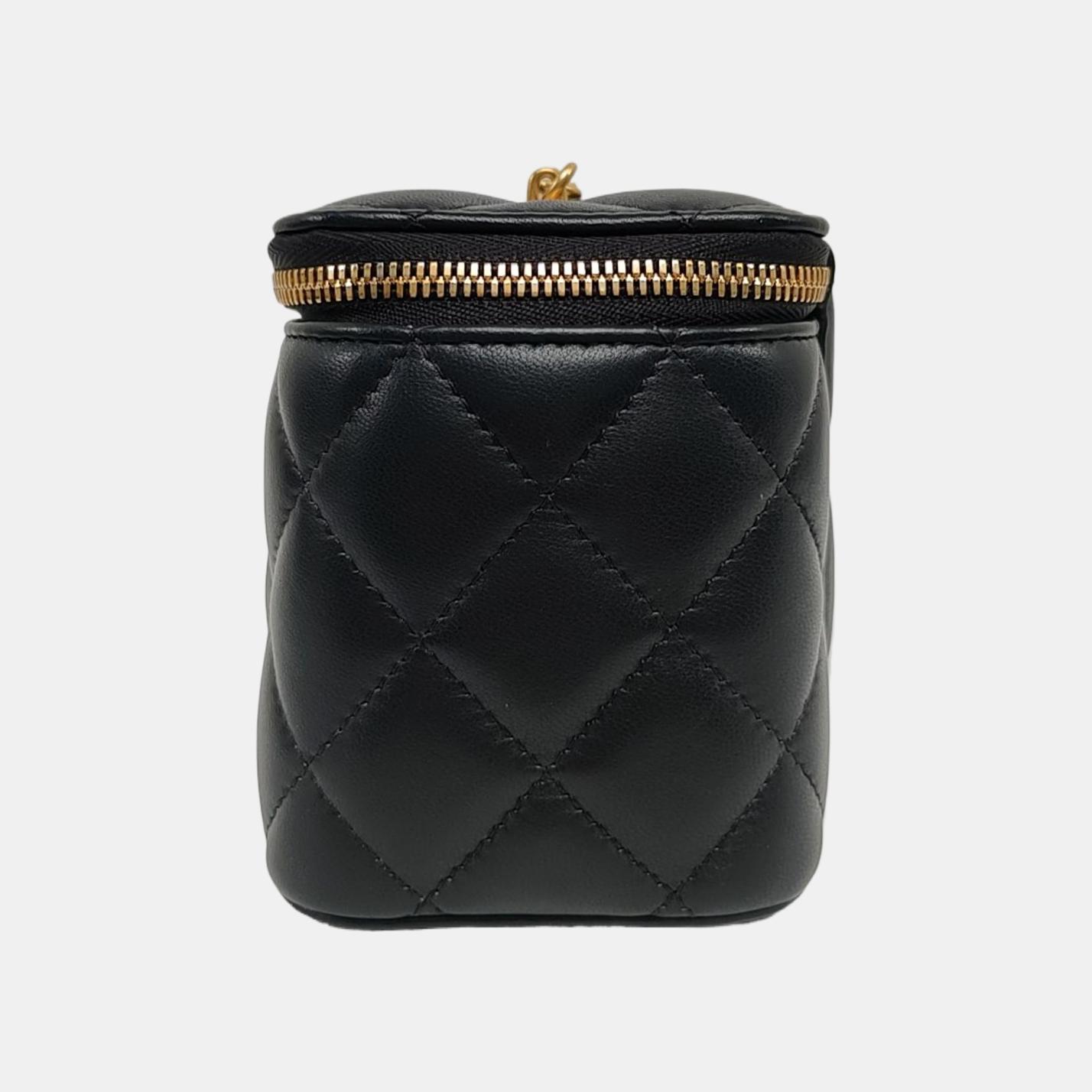 Authenticated pre-owned  VANITY CASE Quilted Lambskin Black - Shoulder Bag at Looply