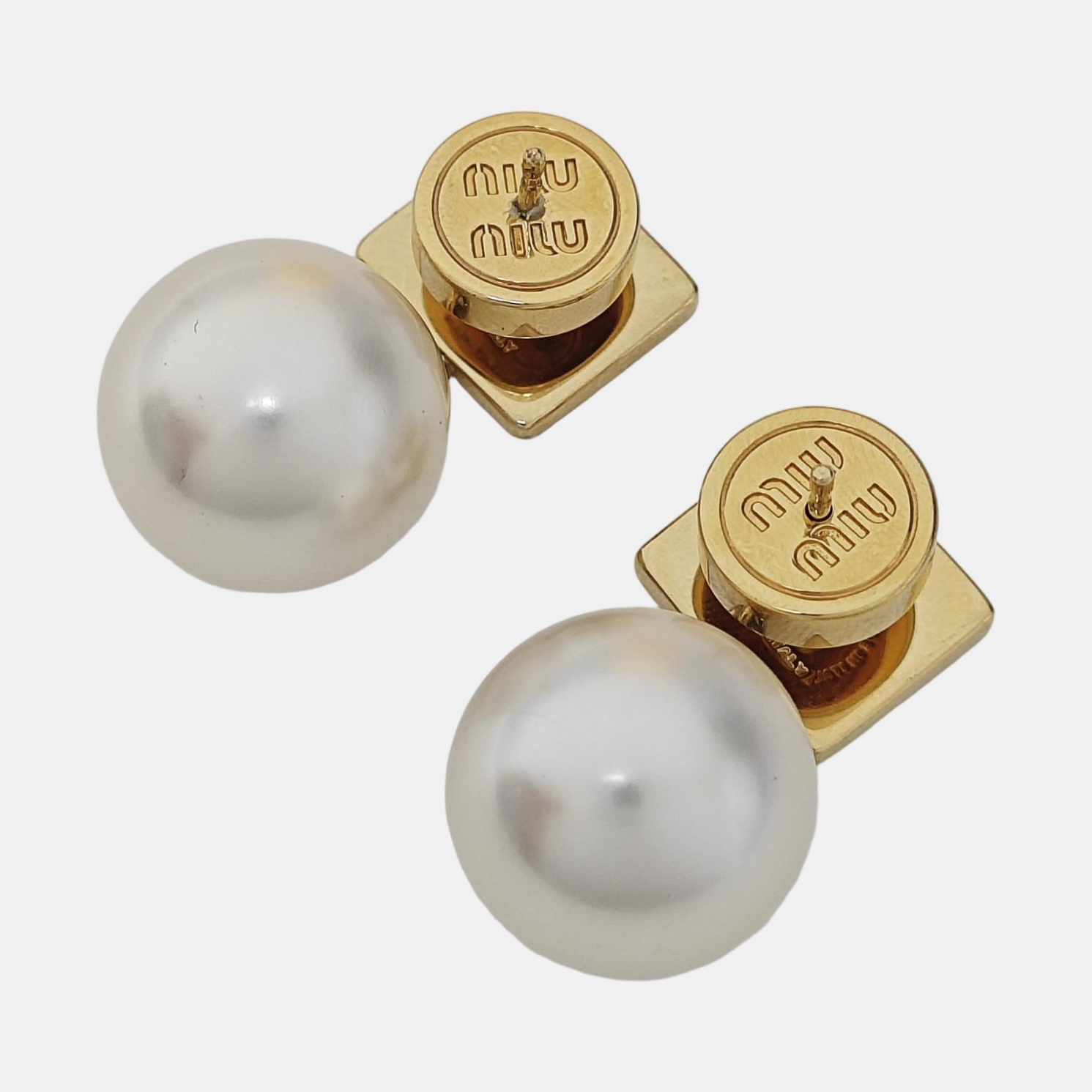 Metal Gold Stud Earrings