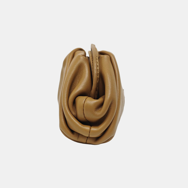 The Pouch Calfskin Brown