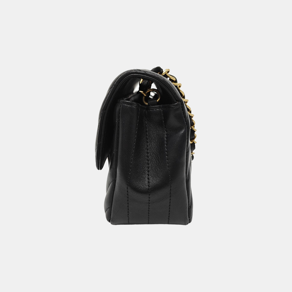 CLASSIC FLAP Mini Chevron Lambskin Black