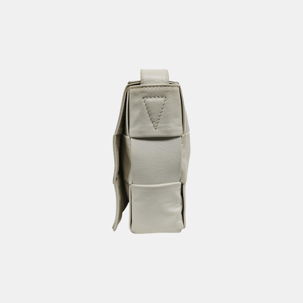 Cassette Medium Calfskin White