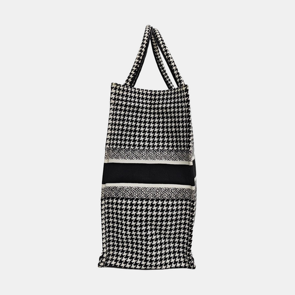 Bolso de mano grande de lona negra