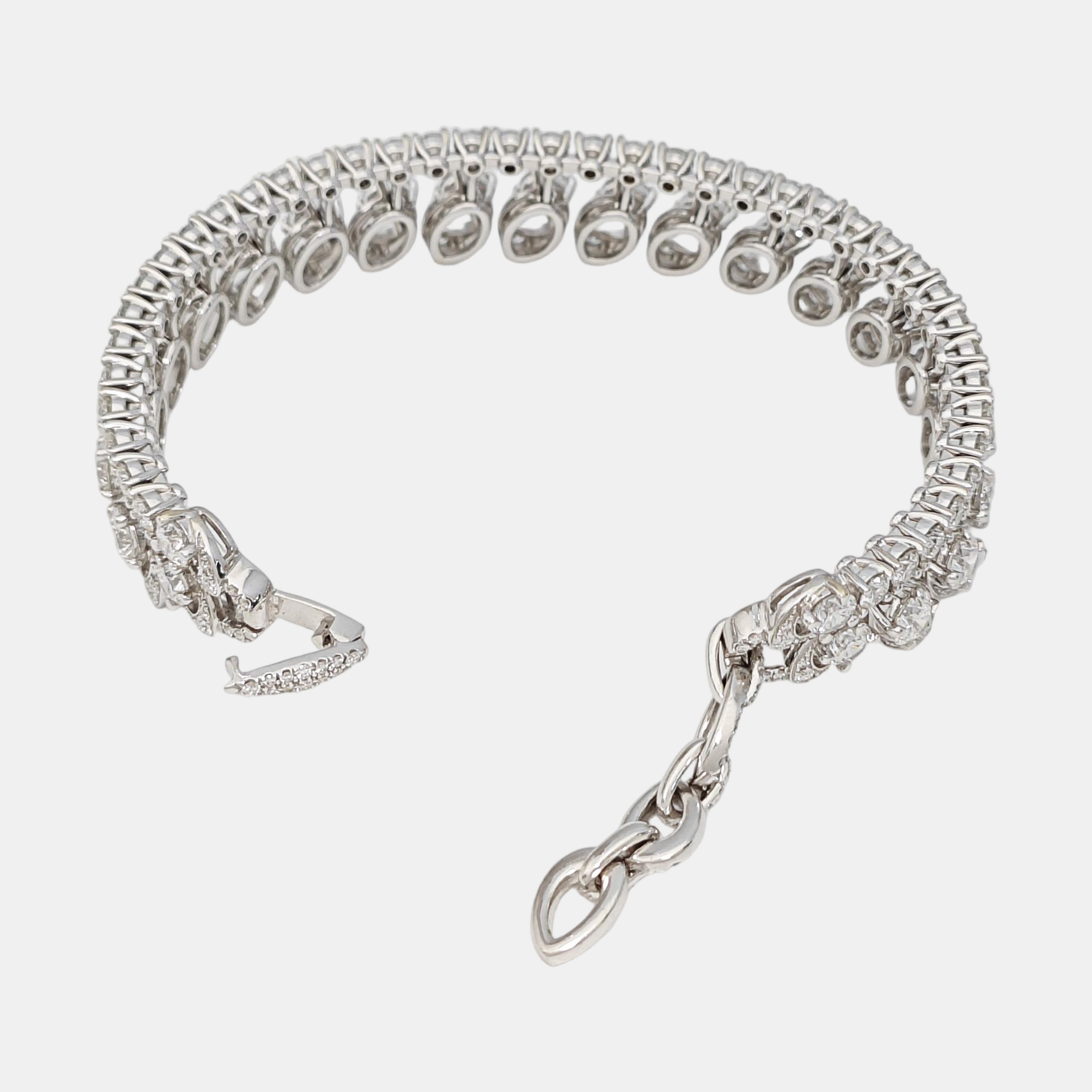 18k White Gold Silver Bangle