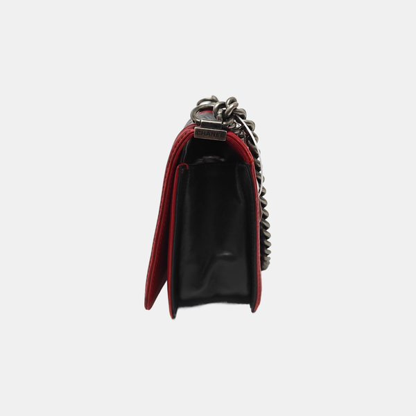 BOY CHANEL Medium Quilted Lambskin Black