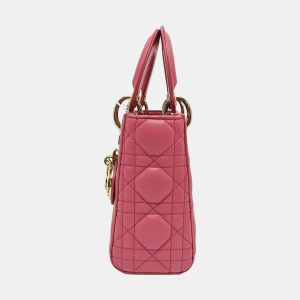 Lady Dior Mini en piel de cordero acolchada roja
