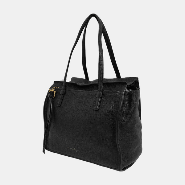 Amy Medium Calfskin Black