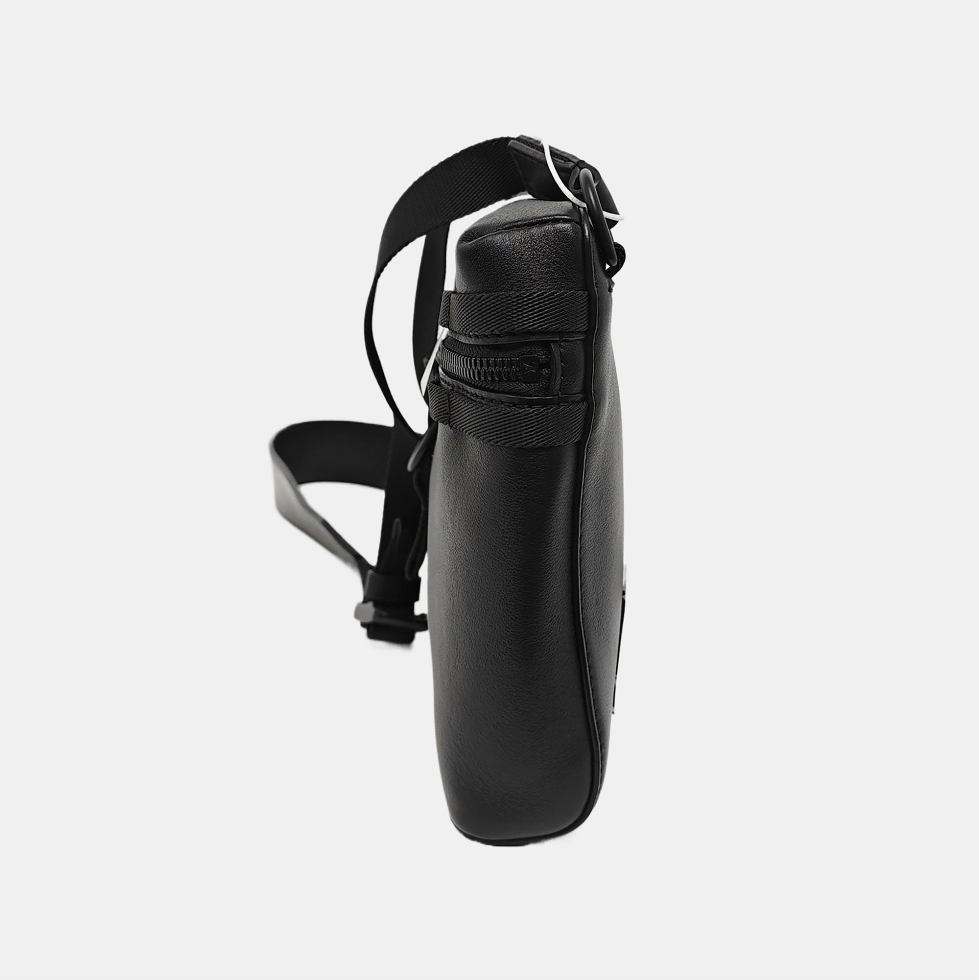 Calfskin Shoulder Bag PM Black