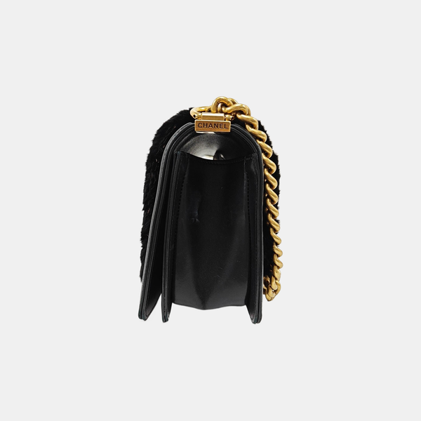 Authenticated pre-owned  BOY CHANEL Medium Lambskin Black - Shoulder Bag at Looply