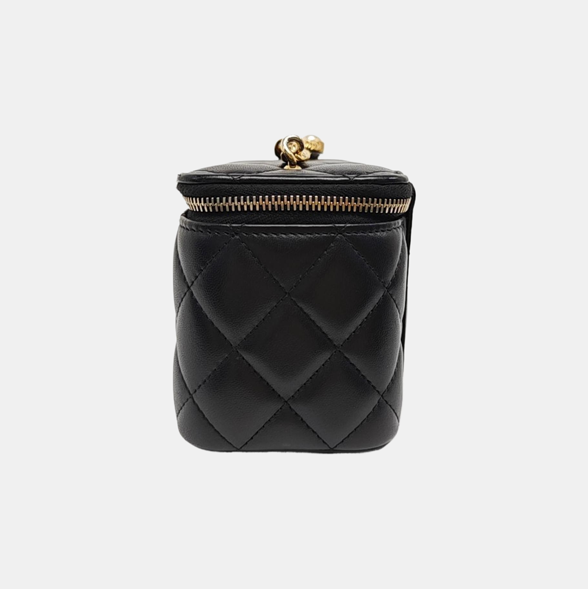 VANITY CASE Small Quilted Lambskin Black