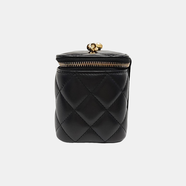VANITY CASE Small Quilted Lambskin Black