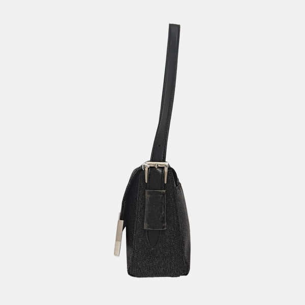 Canvas Black