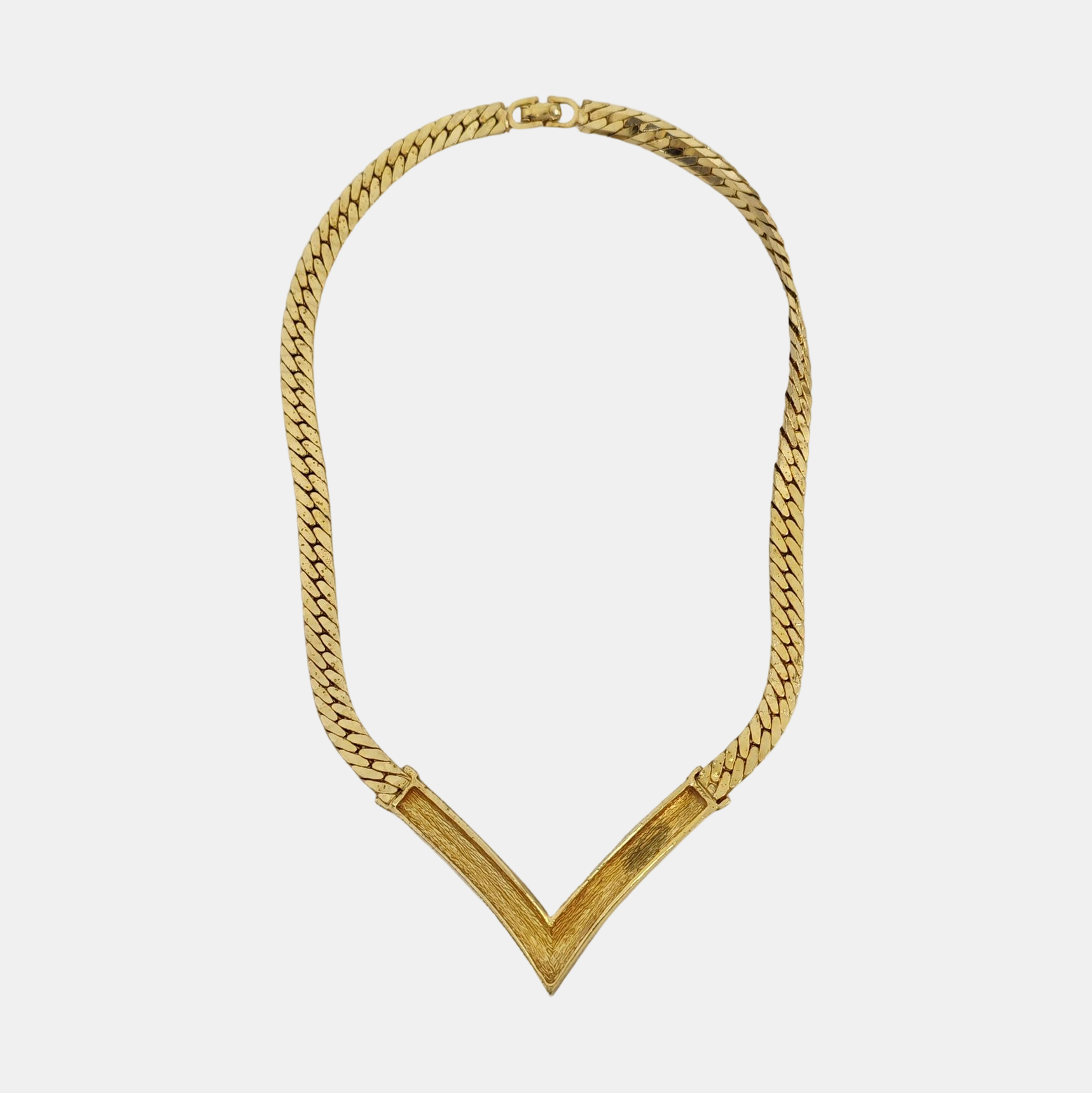 Twist Round Metal Gold Necklace