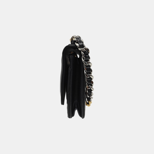 CHANEL 19 WOC Quilted Lambskin Black