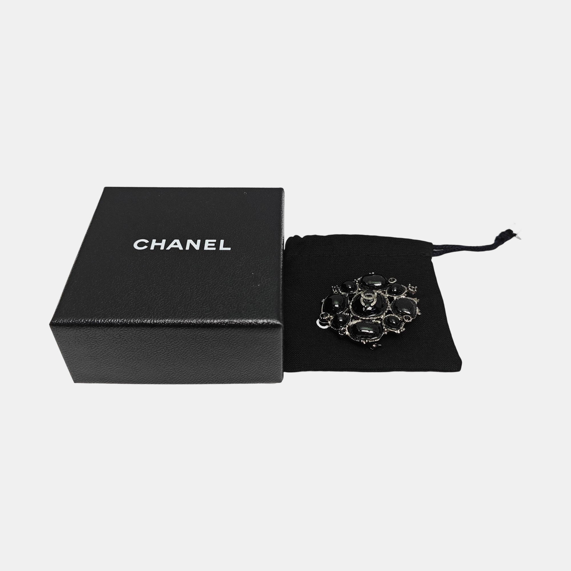 CC Logo Metal Black Brooch