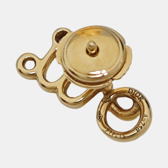 Oui 18k Gold Stud Earrings