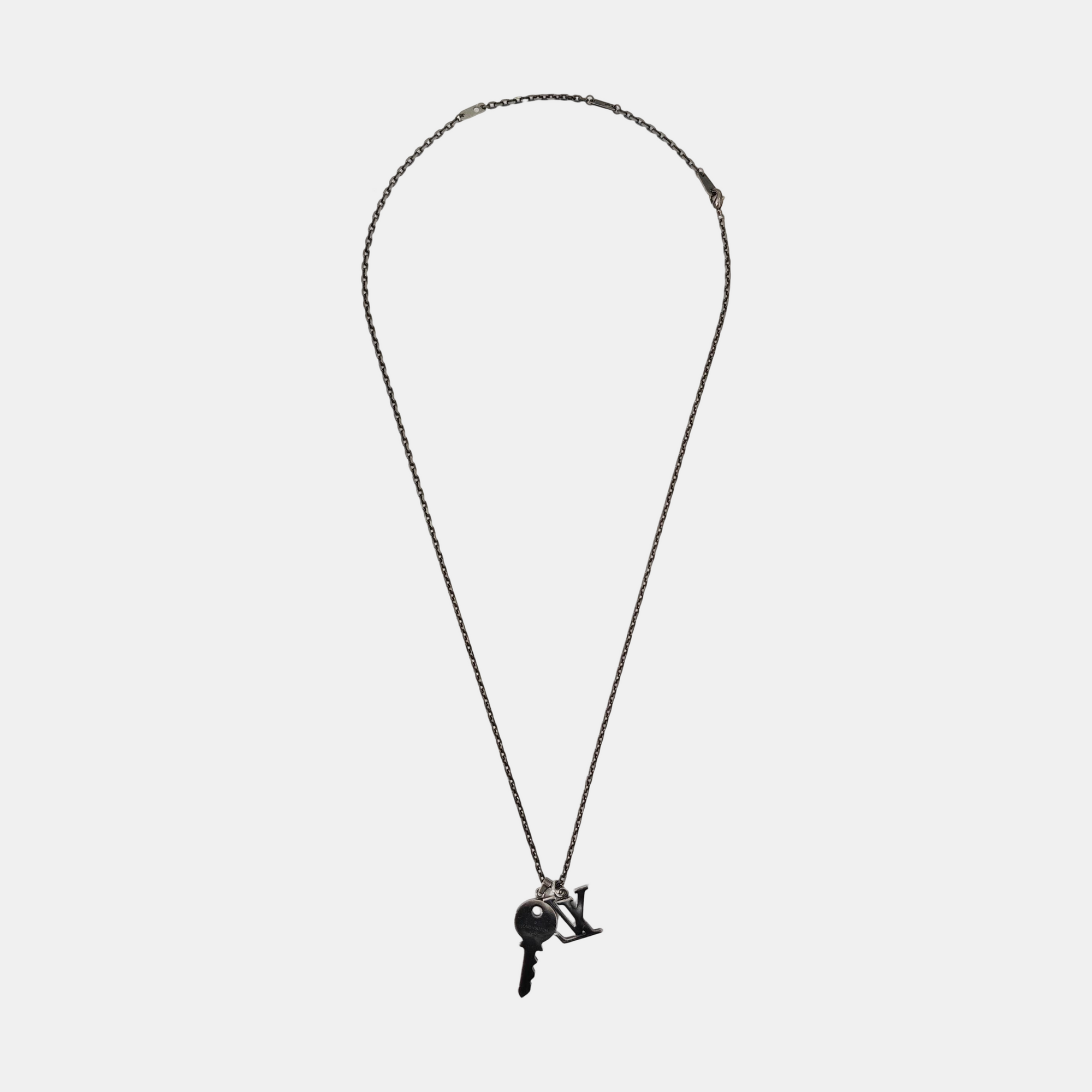 Metal Black Necklace