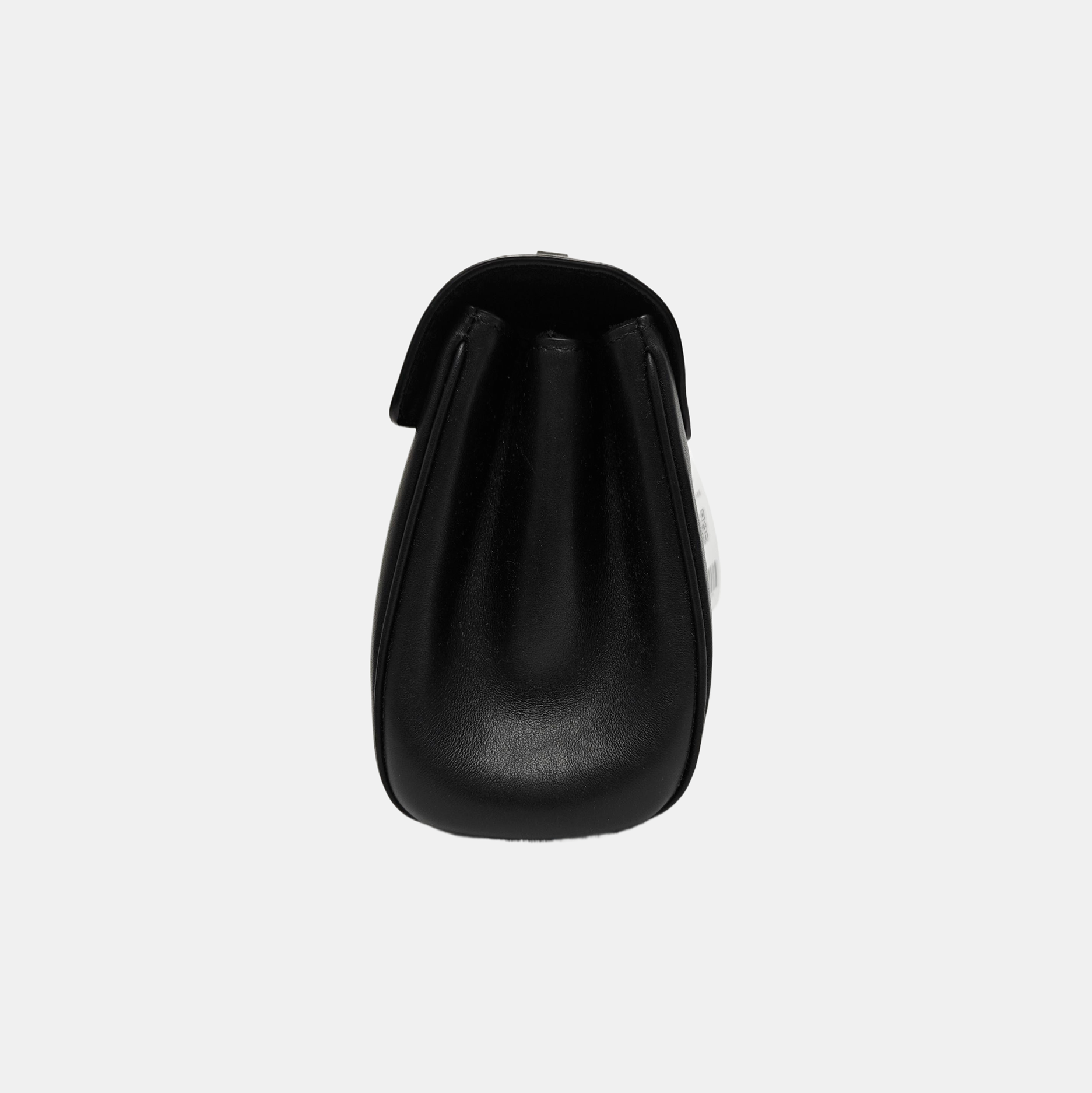 Authenticated pre-owned  16 Teen Calfskin Black - Shoulder Bag at Looply