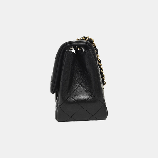 CLASSIC FLAP Mini Quilted Lambskin Black