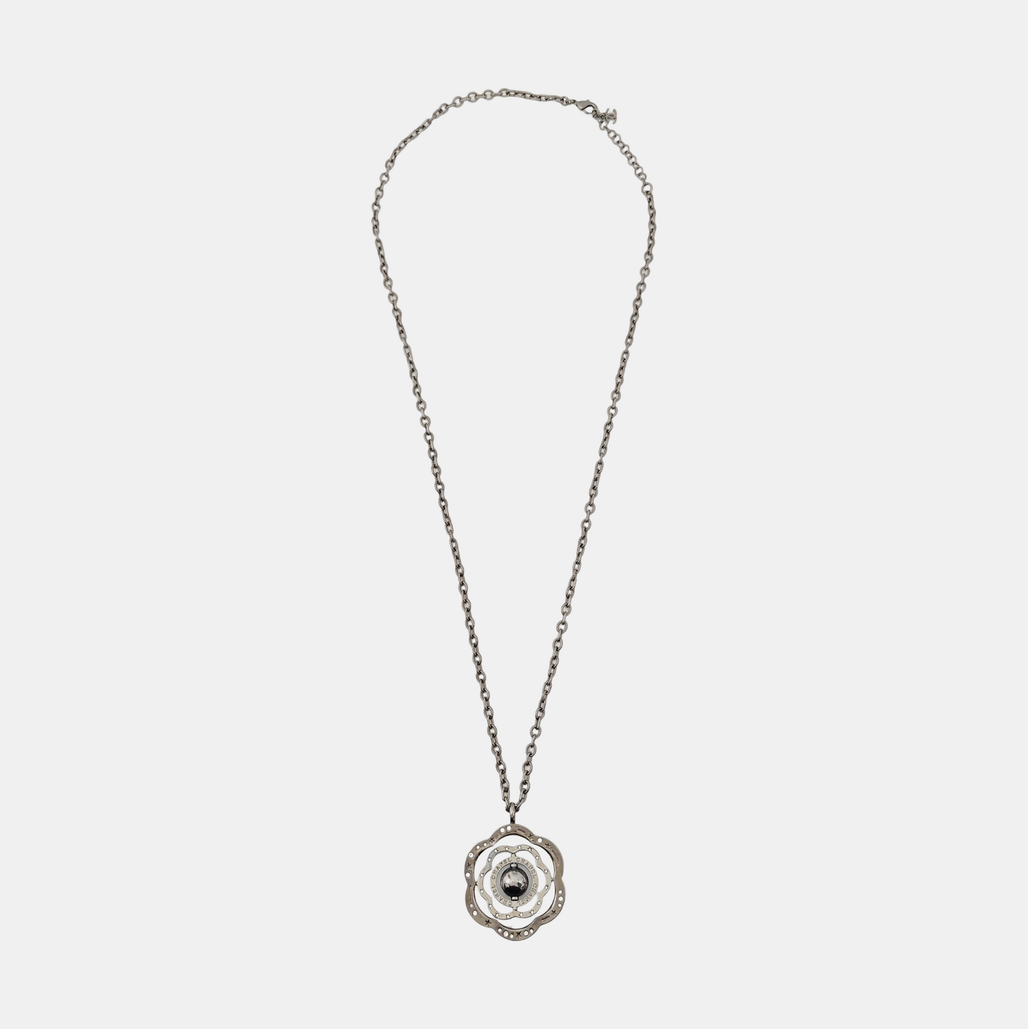 Metal Gray Necklace