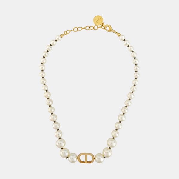 Faux Pearl White Necklace