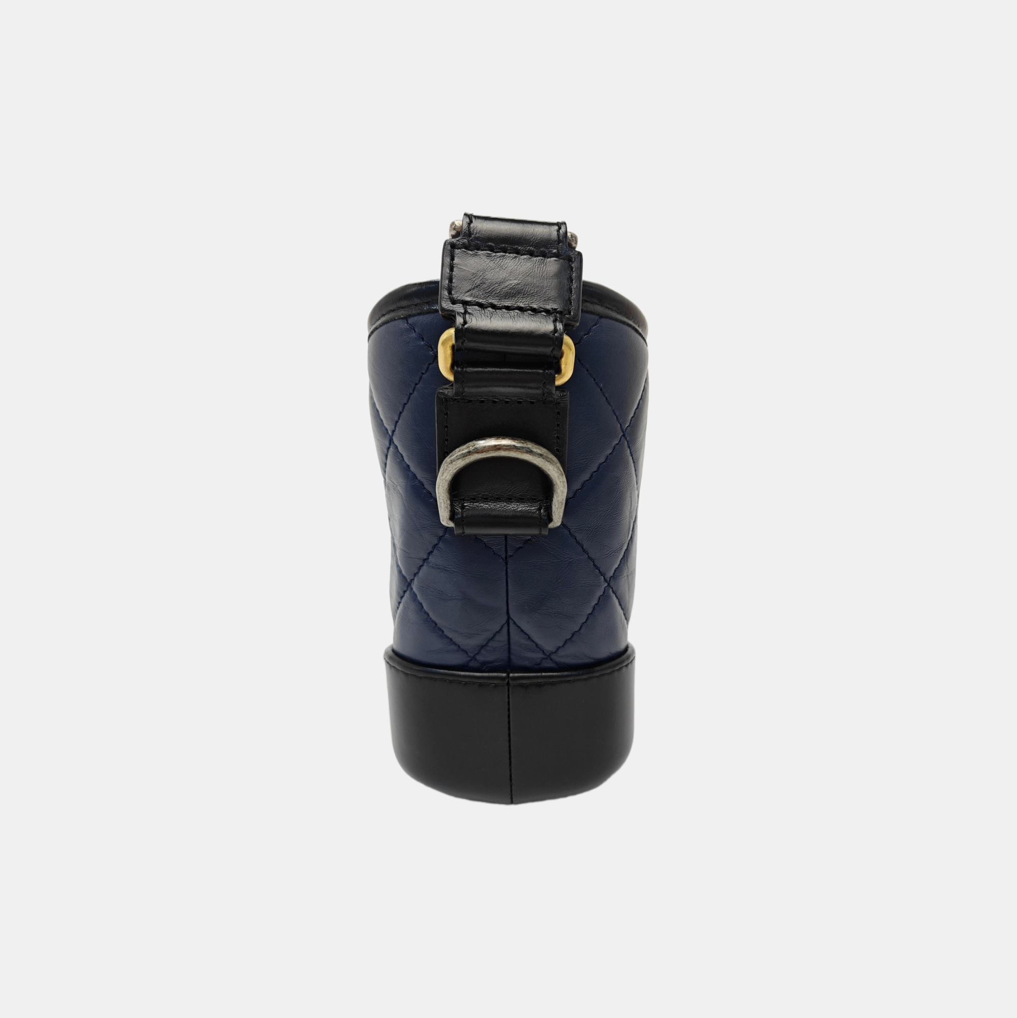 GABRIELLE Small Quilted Calfskin Blue