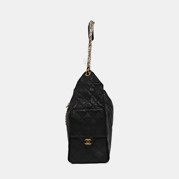 CHANEL 25 Medium Quilted Grained Calfskin Black