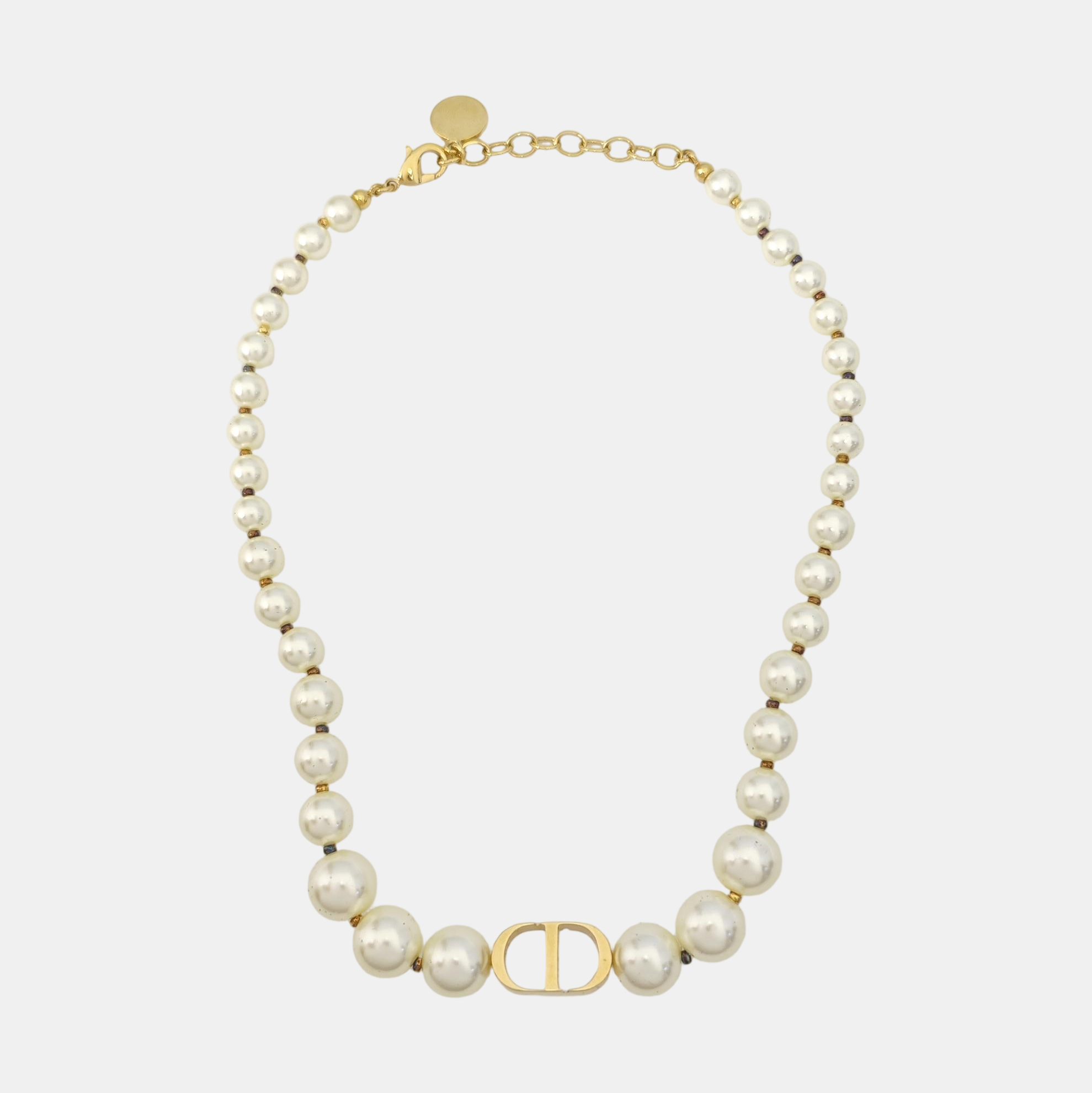 Faux Pearl White Necklace