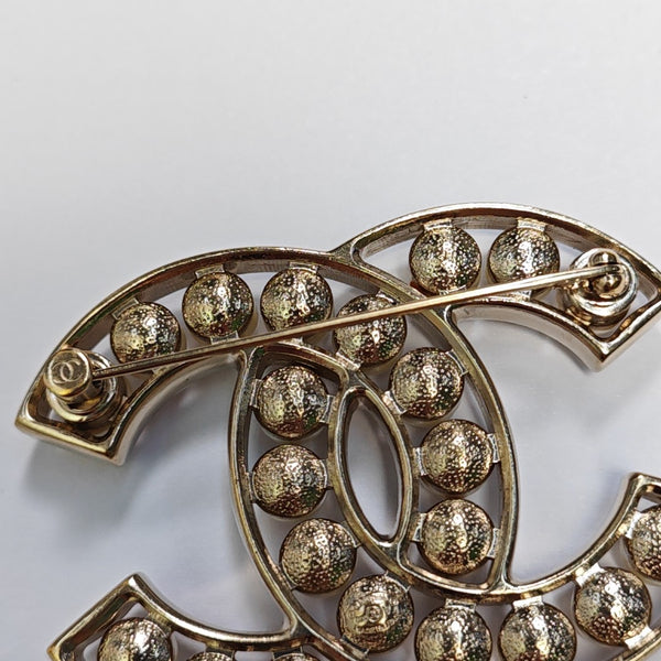 CC Logo Metal Gold Brooch