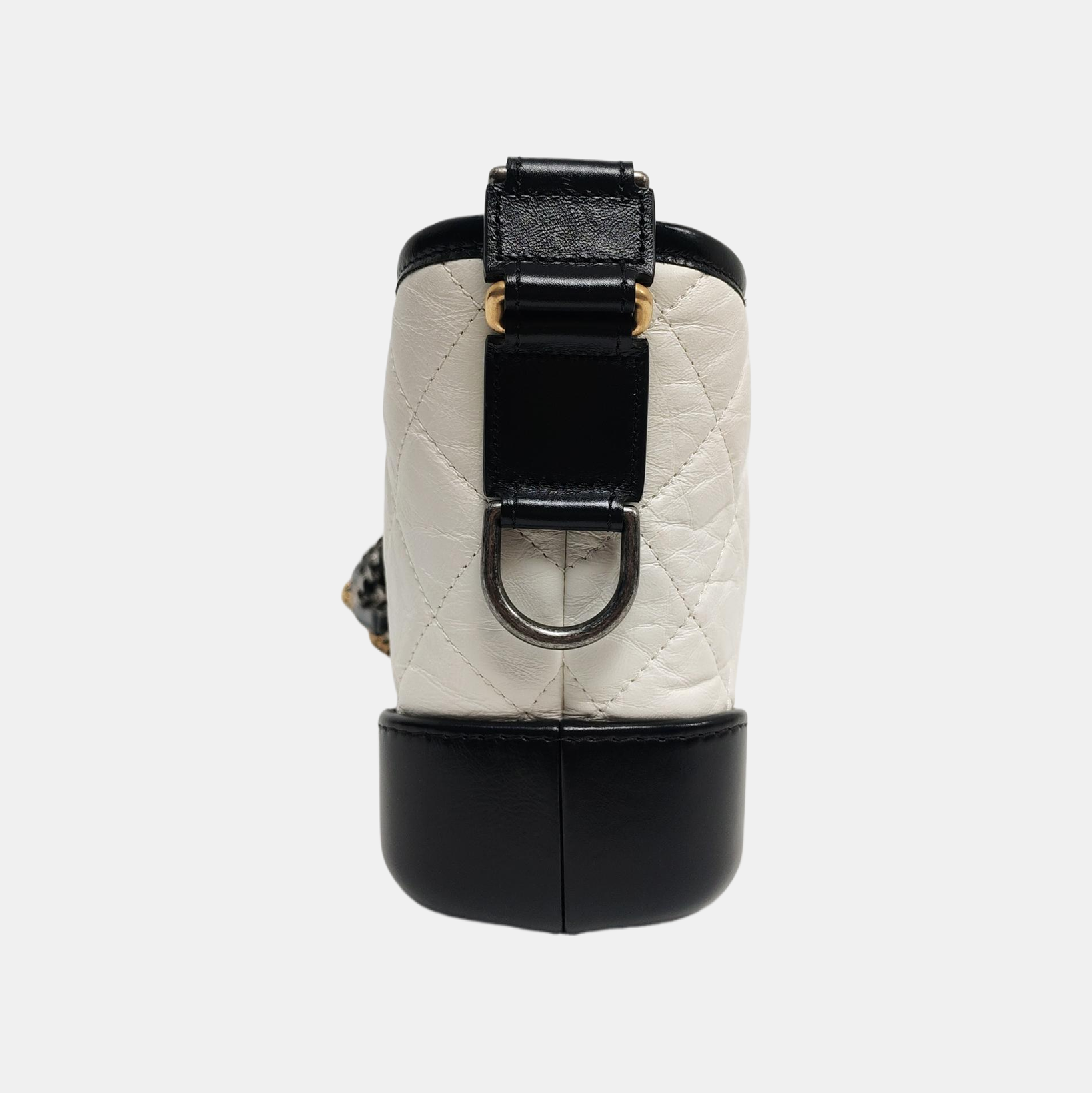 Authenticated pre-owned  GABRIELLE Small Chevron, Quilted Calfskin White - Shoulder Bag at Looply