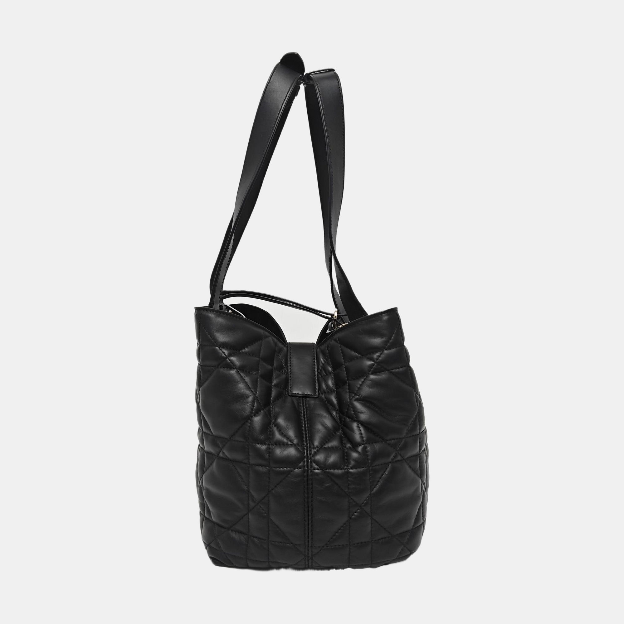 Toujours Medium Cannage Calfskin Black