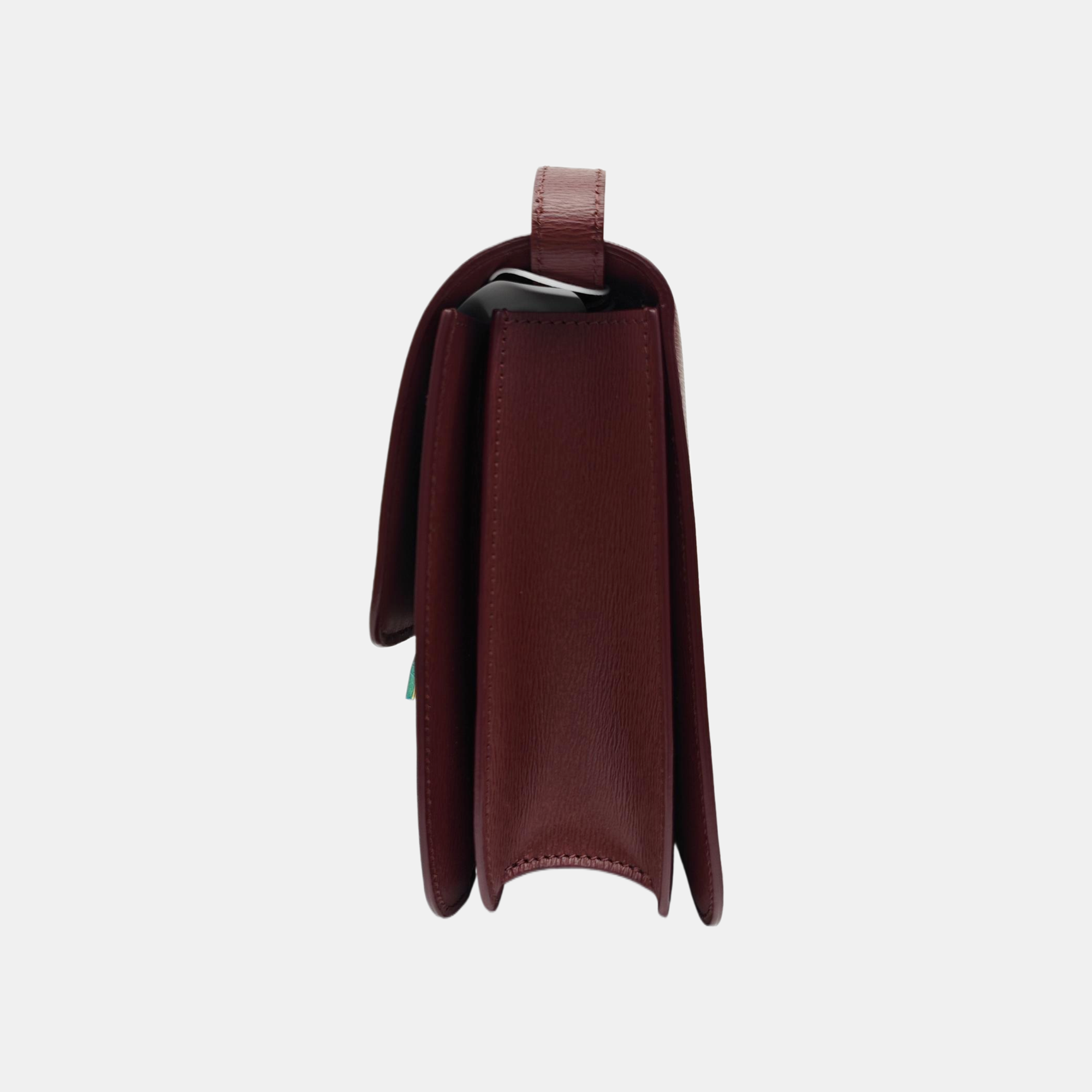 CLASSIC BOX Medium Calfskin Red