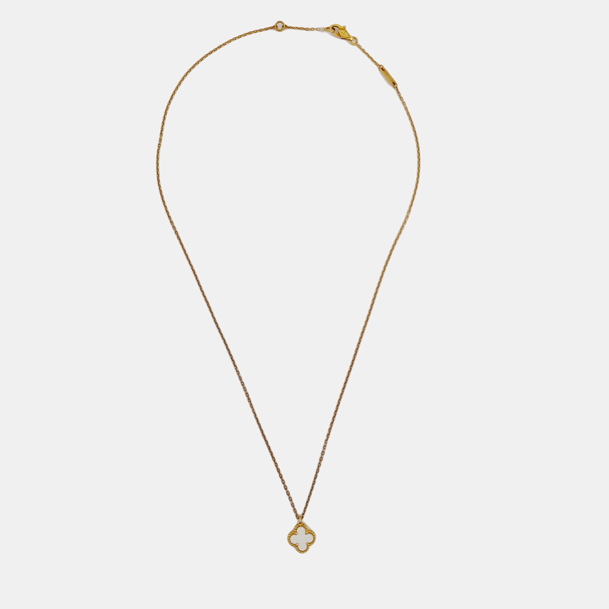 Sweet Alhambra 18k Gold Necklace